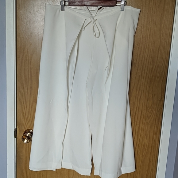 White Silk/Linen Wrap Pants - Picture 1 of 3